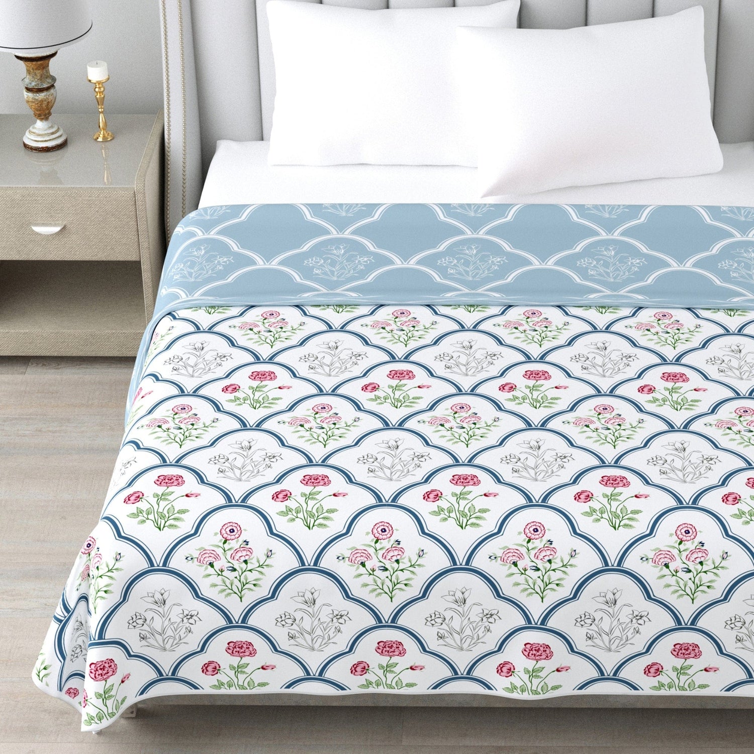 Classic Trellis 100% Cambric Cotton Reversible AC Blanket, Single