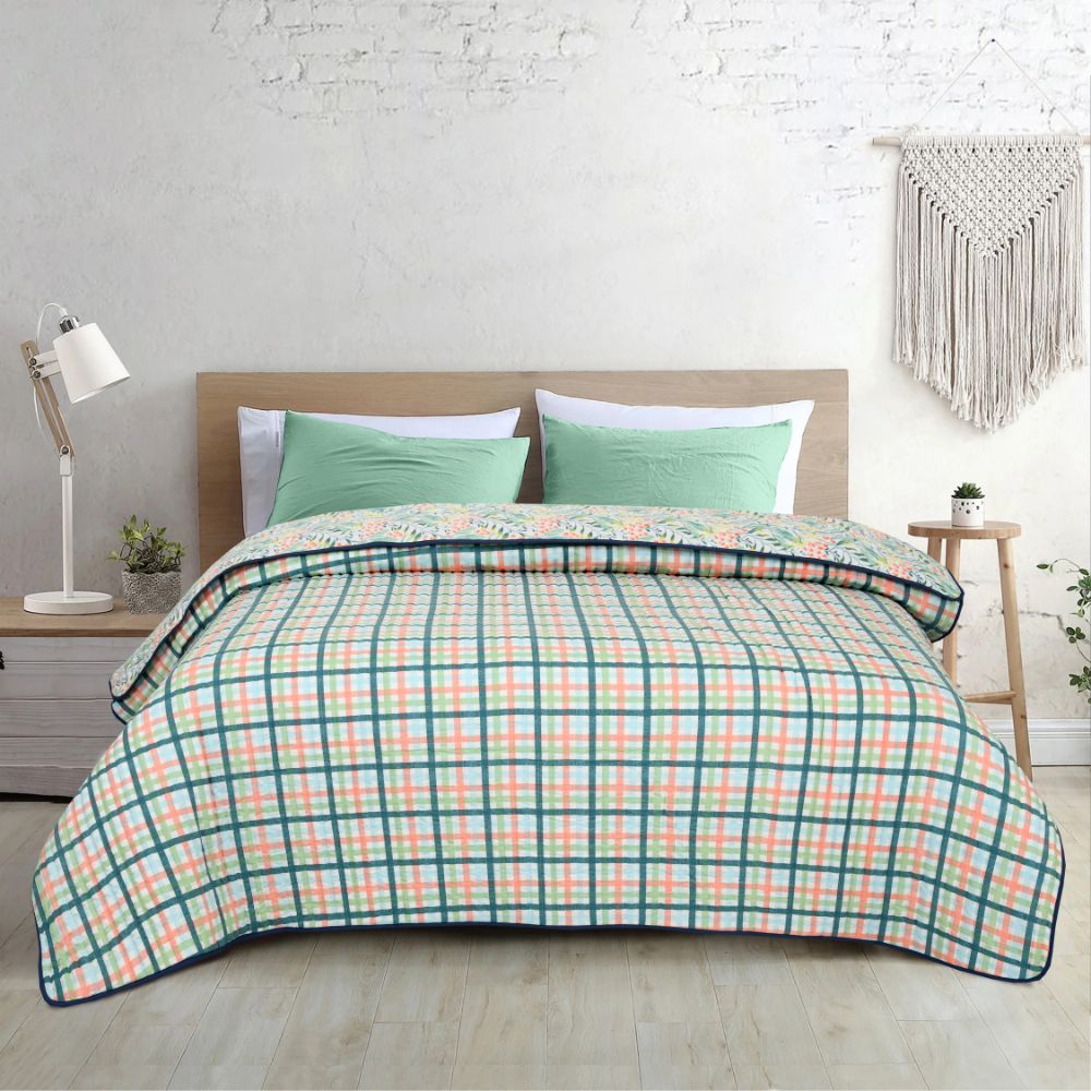 Digital Printed Ultra Soft Peach Finish Reversible Comforter, Spring Mint Bloom