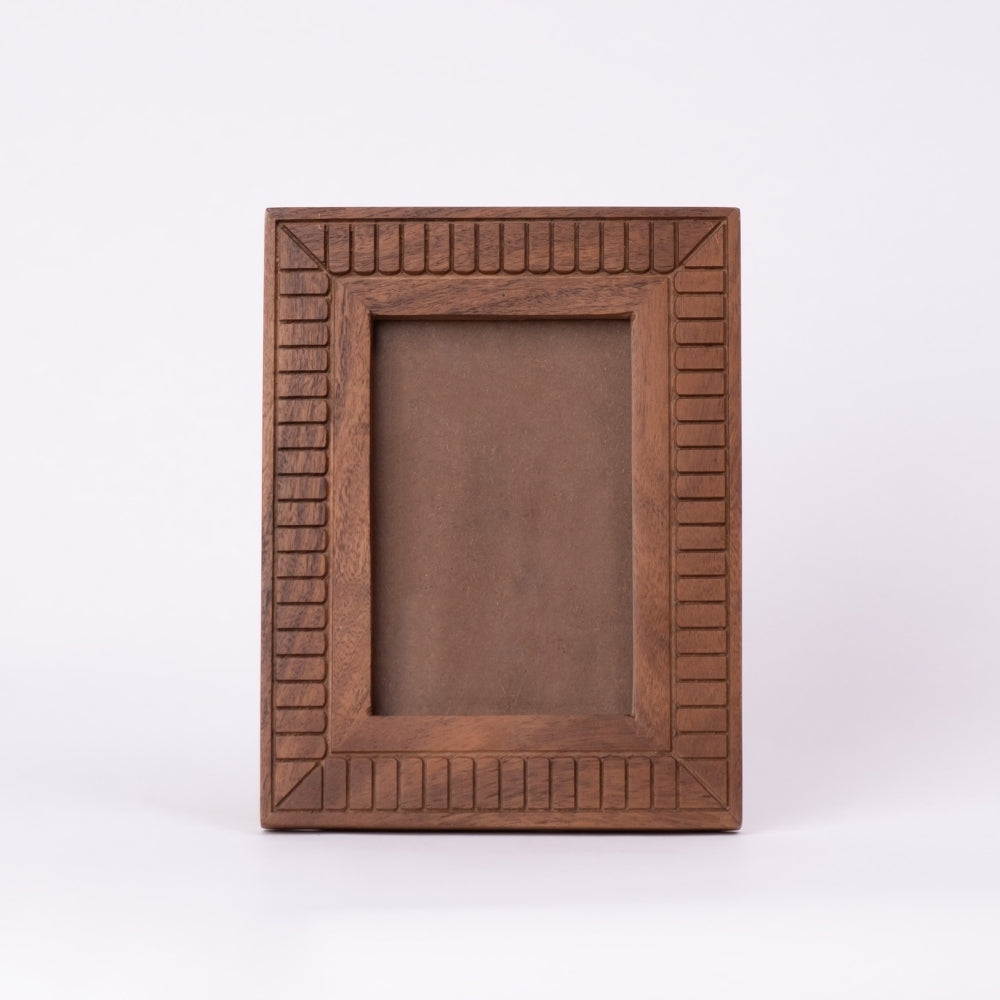 Heritage Moments Walnut Photo Frame
