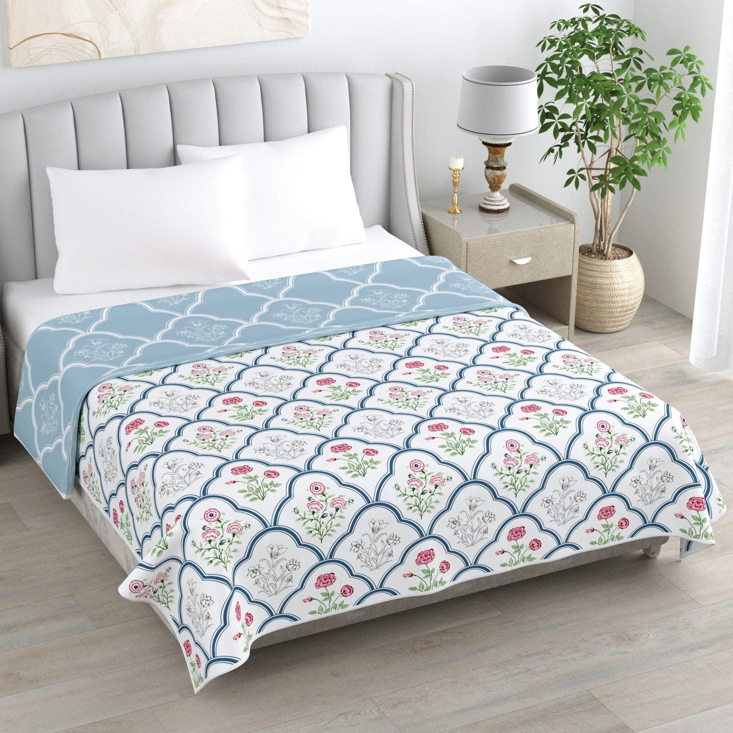 100% Cambric cotton Reversible AC Blanket - Classic Trellis