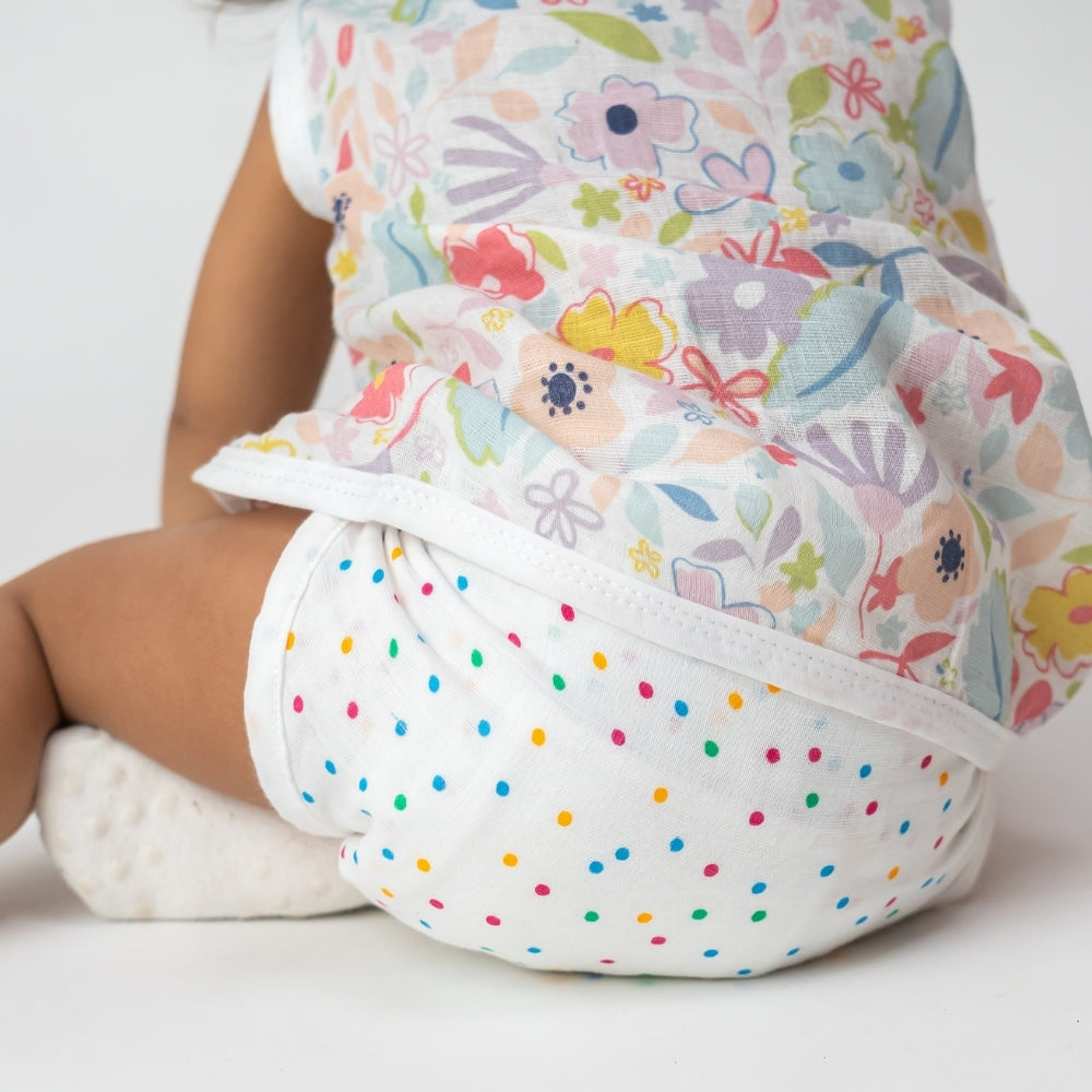 Breeze Baby Vests and nappies set- Blooming child