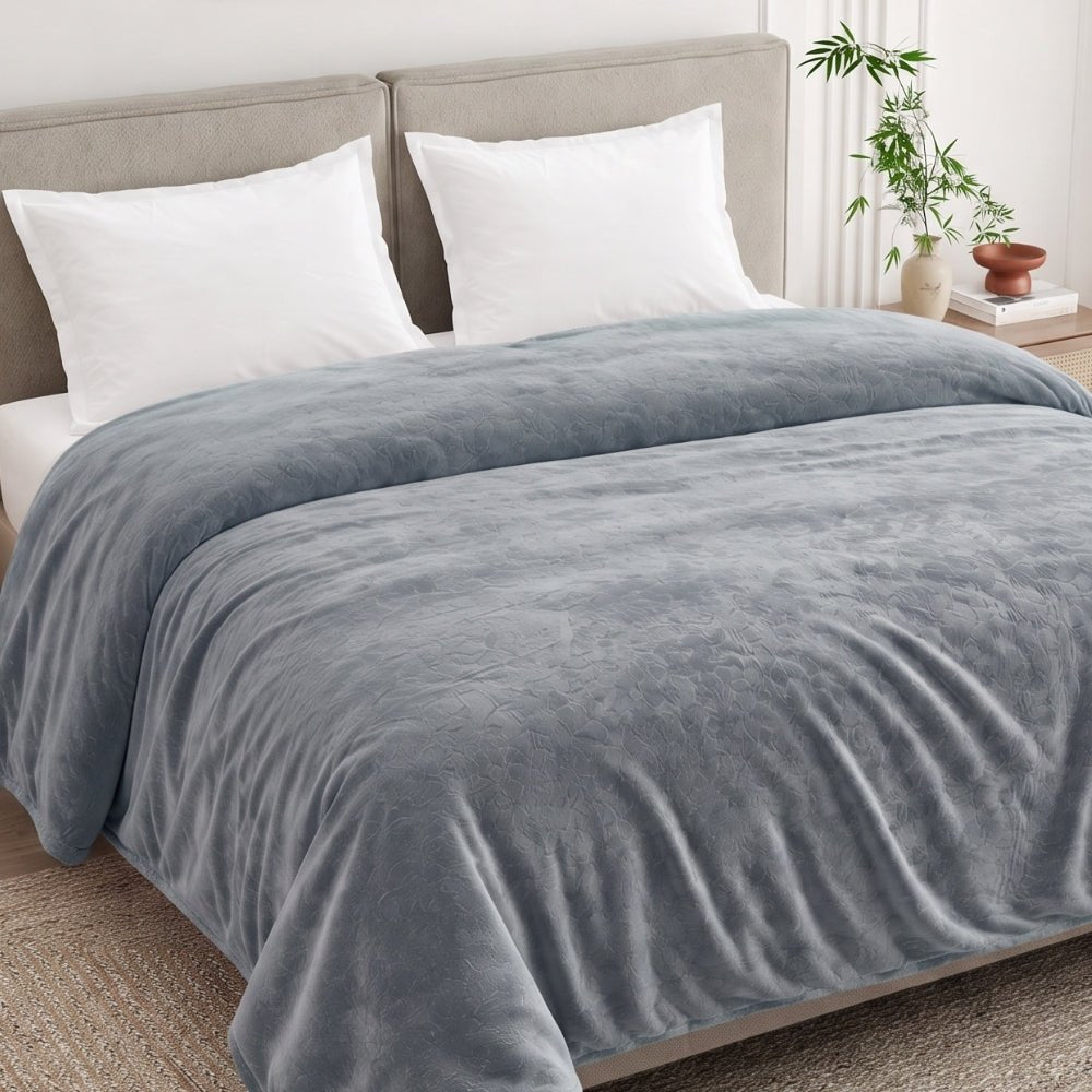Soft Embrace Cozy Winter Flannel Blanket, Grey - Flannel Blanket | haus & kinder
