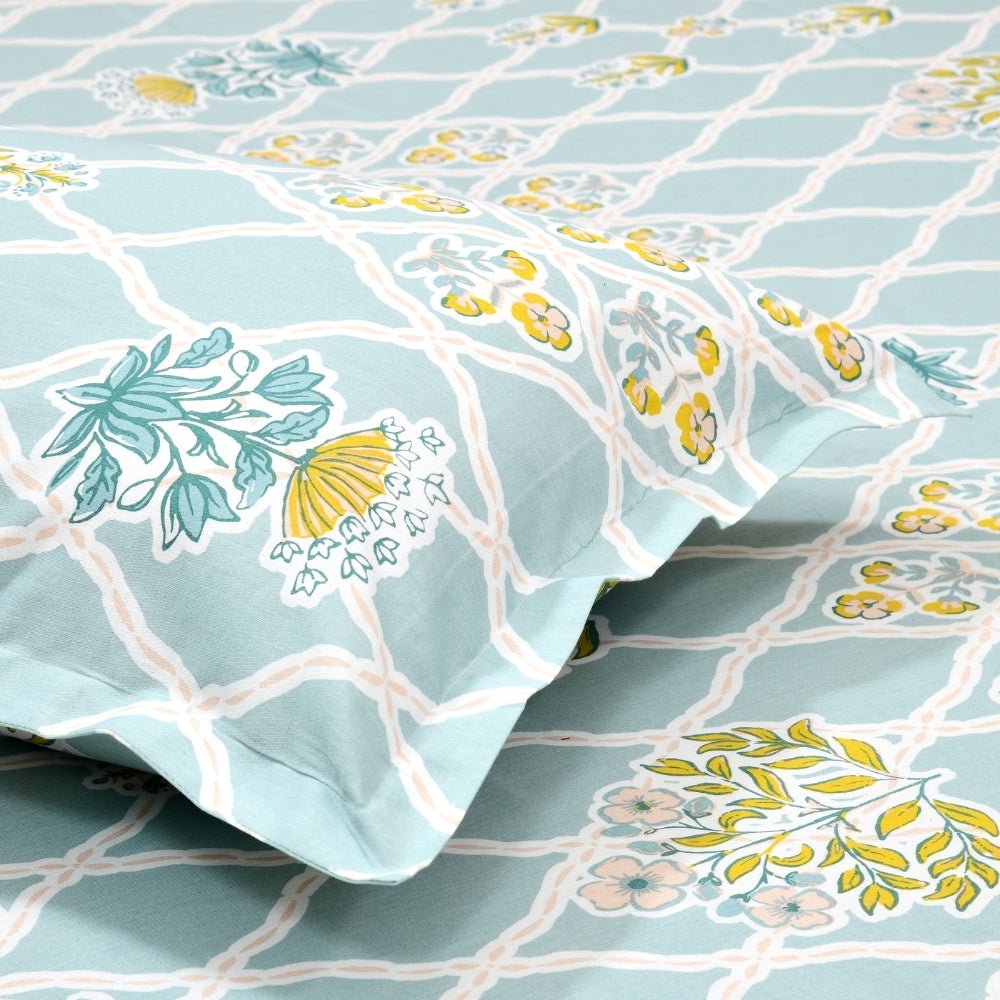 Heritage Blue 100% Cotton Double Size Bedsheet, 186TC - Bedsheets | haus & kinder