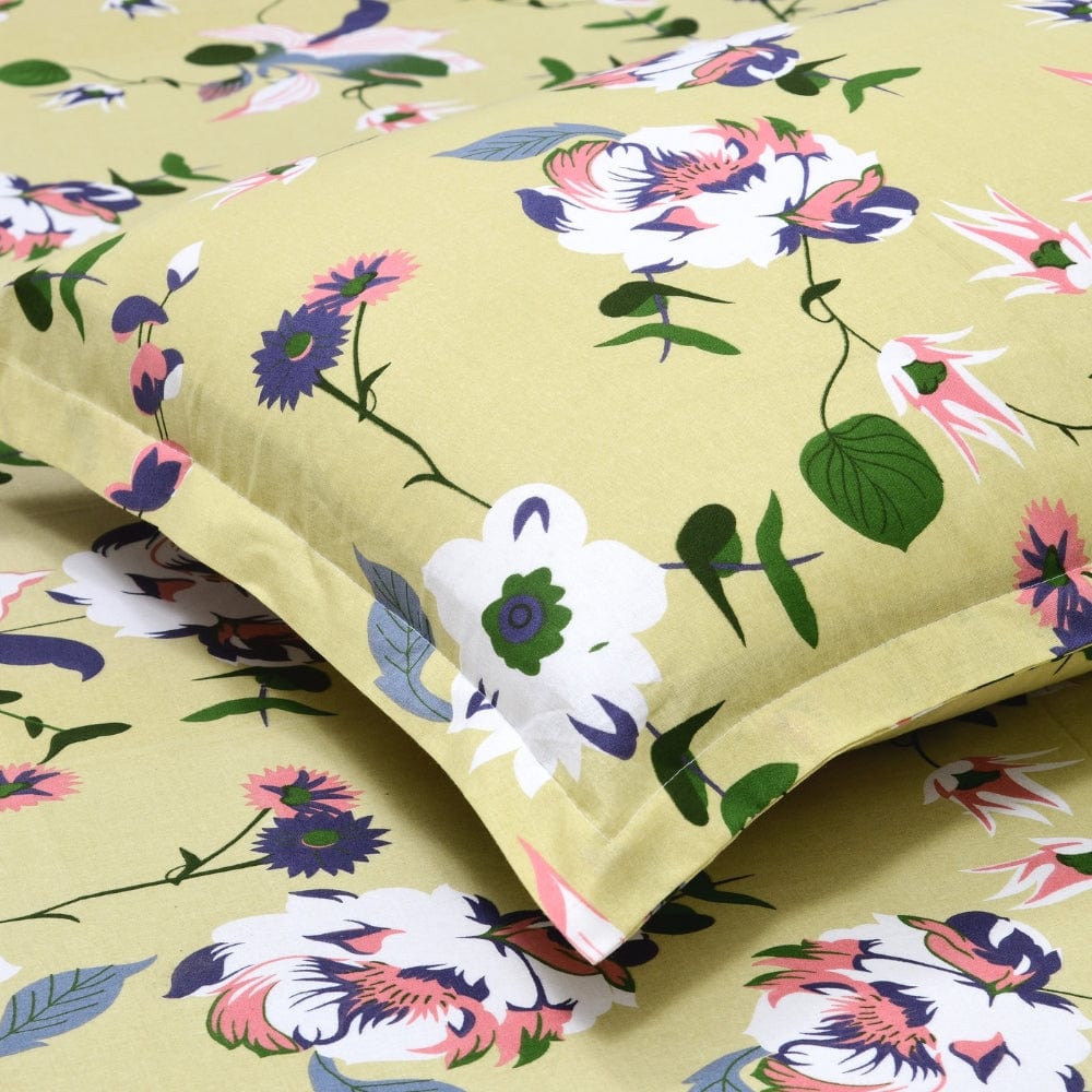 Bold Floral 100% Cotton Double Fitted Bedsheet, 144 TC