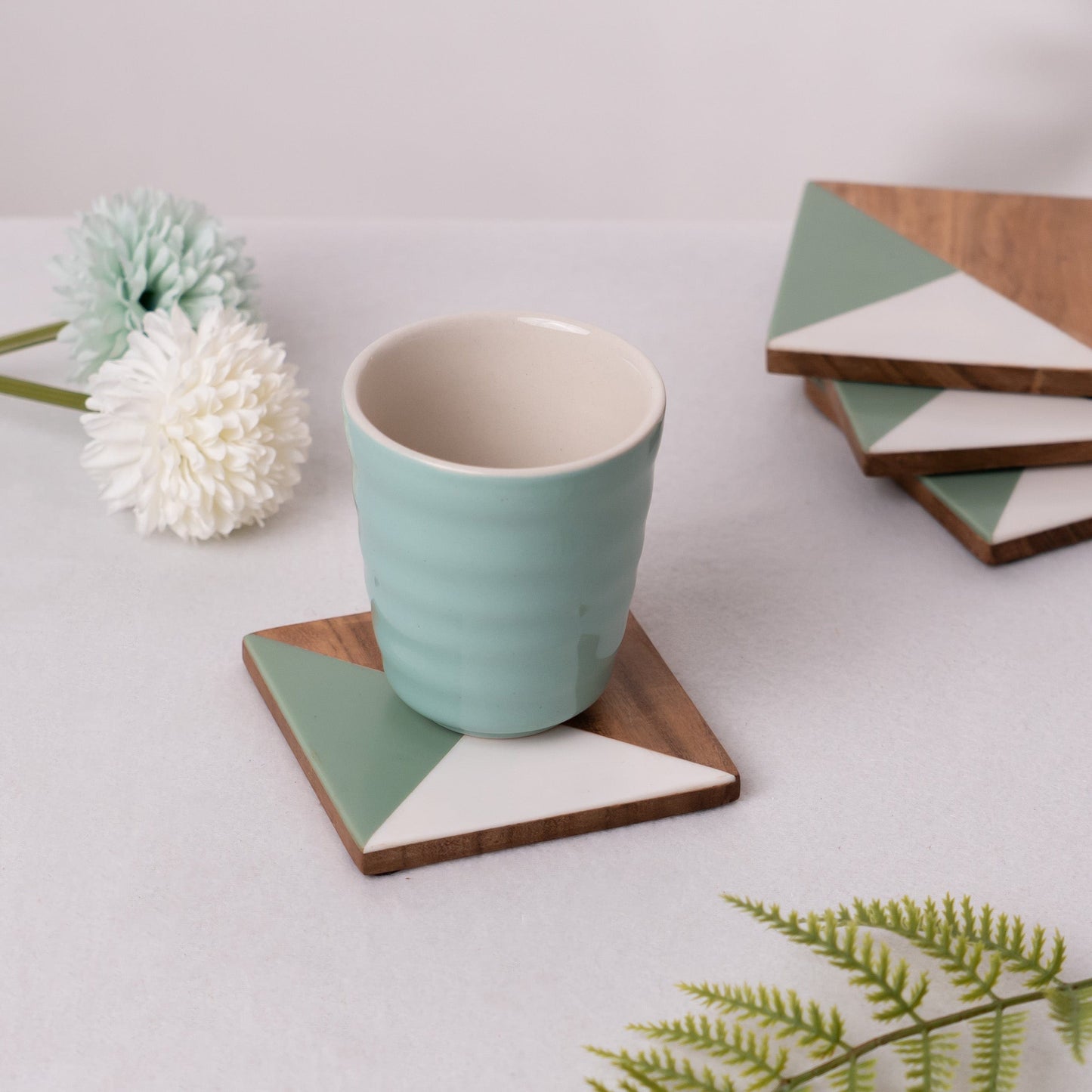 Earthline Coaster- White & Natural wood