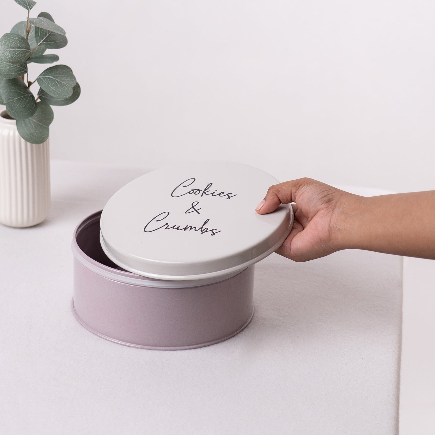 Gleam & Gather Roti & Cookies Box- White & Blush