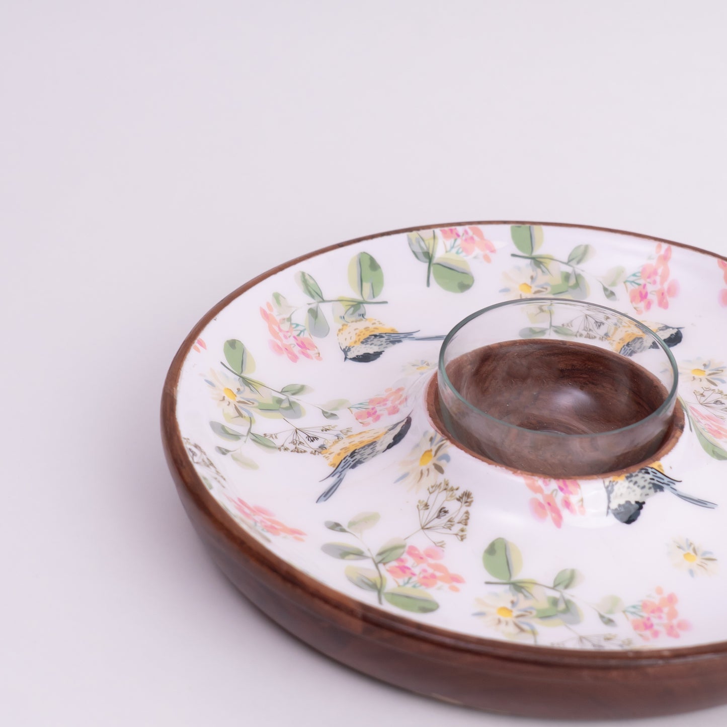 Winged Nest Chip & Dip Platter- Multicolour