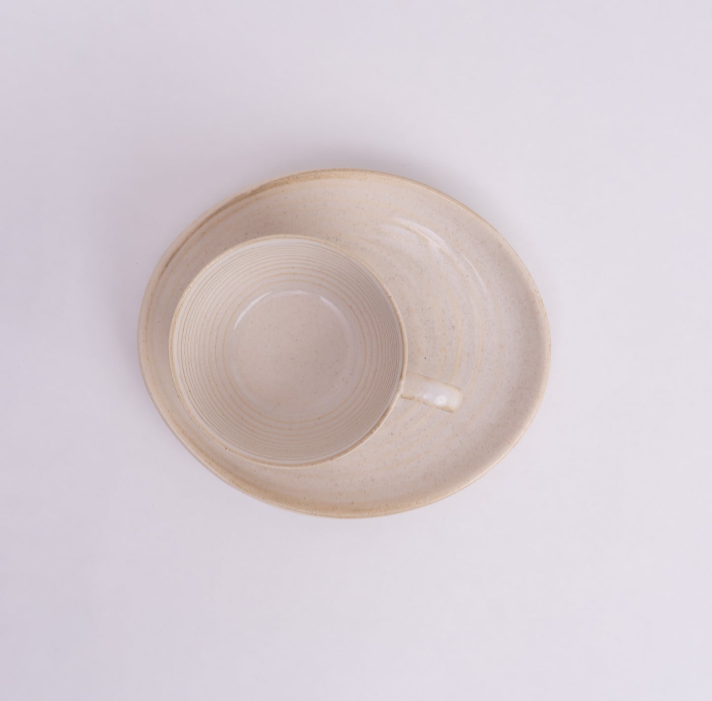 Vanilla Dust Cup & Saucer- Ivory