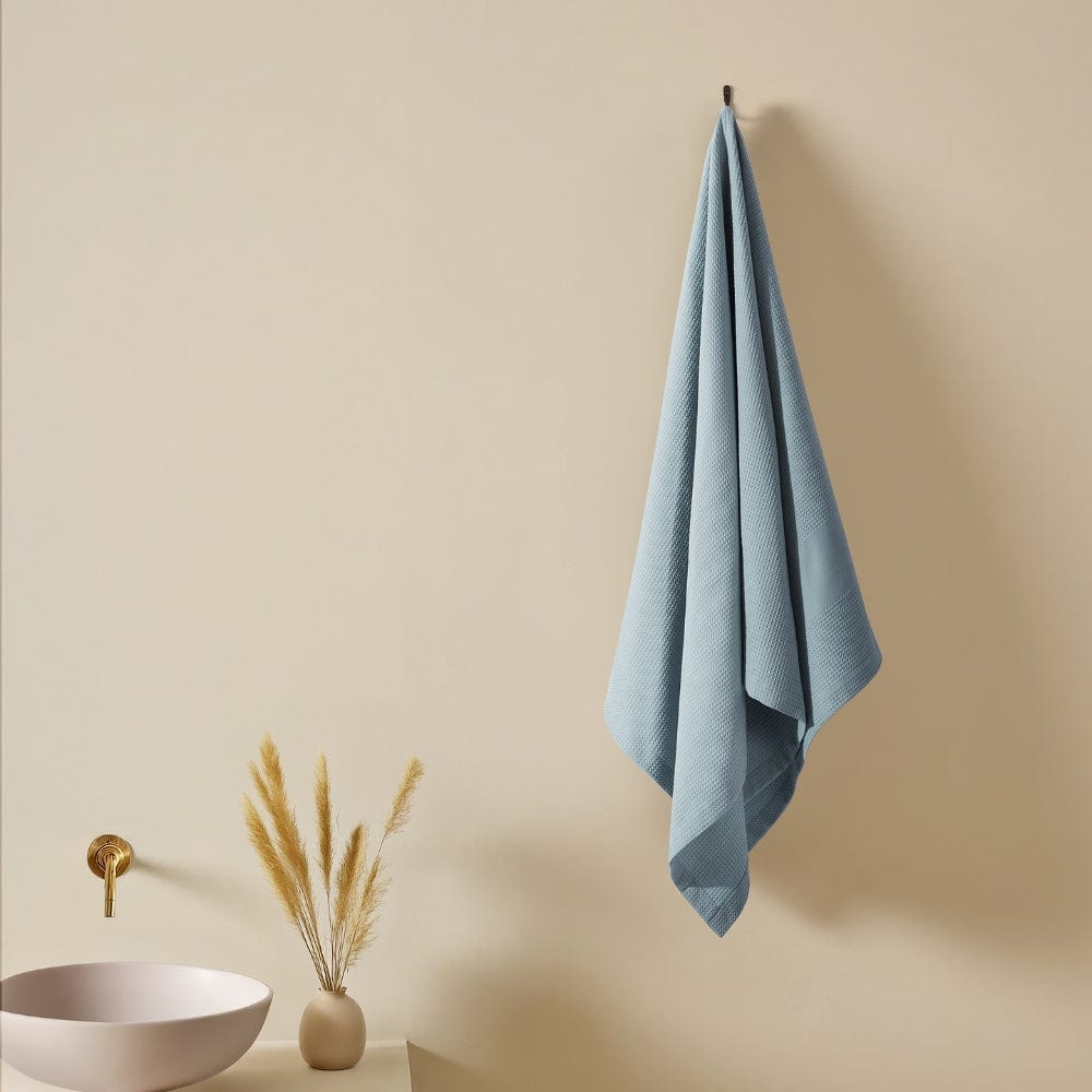 Honeycomb Maple Waffle Solid Bath Towel- Blue