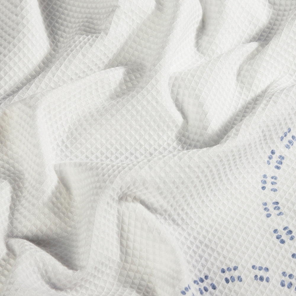 Regalia Waffle Scallop Bliss Bath Towel- White