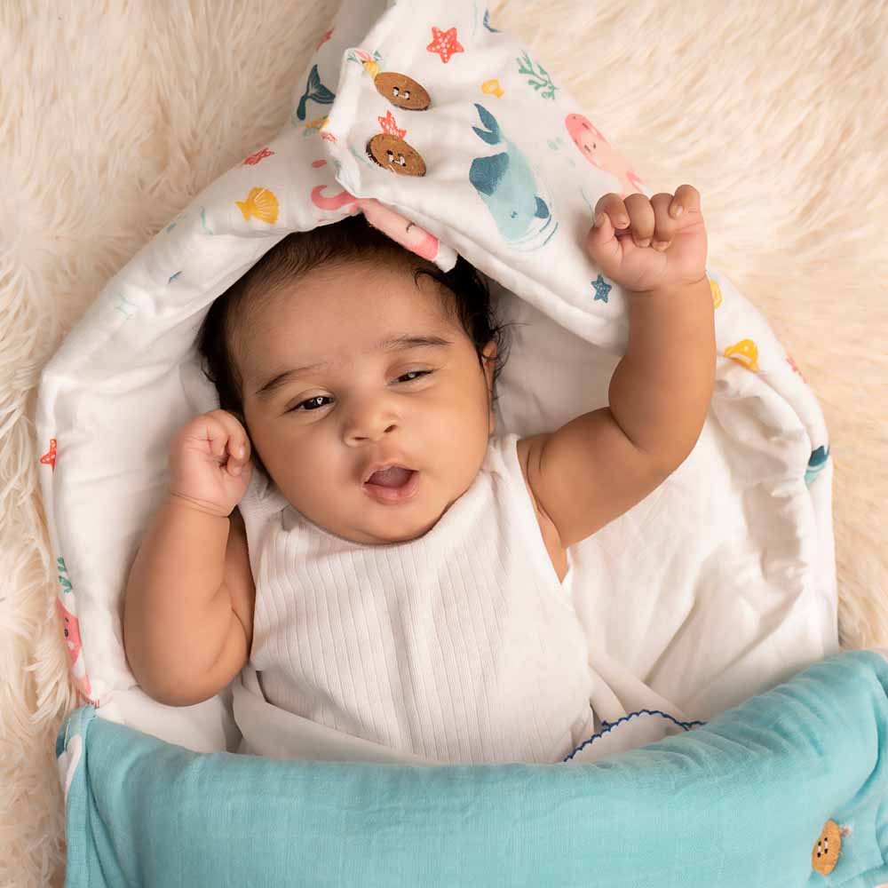 Vitamin Sea Muslin Carrier Nest / sleeping bag , 0-12 Months - Carrier Nest | haus & kinder