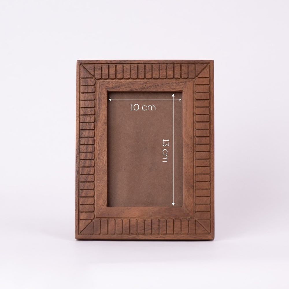 Heritage Moments Walnut Photo Frame