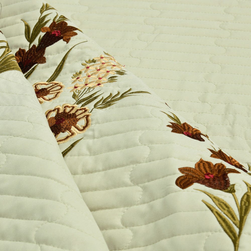 Quilted Bedcover, Artichoke