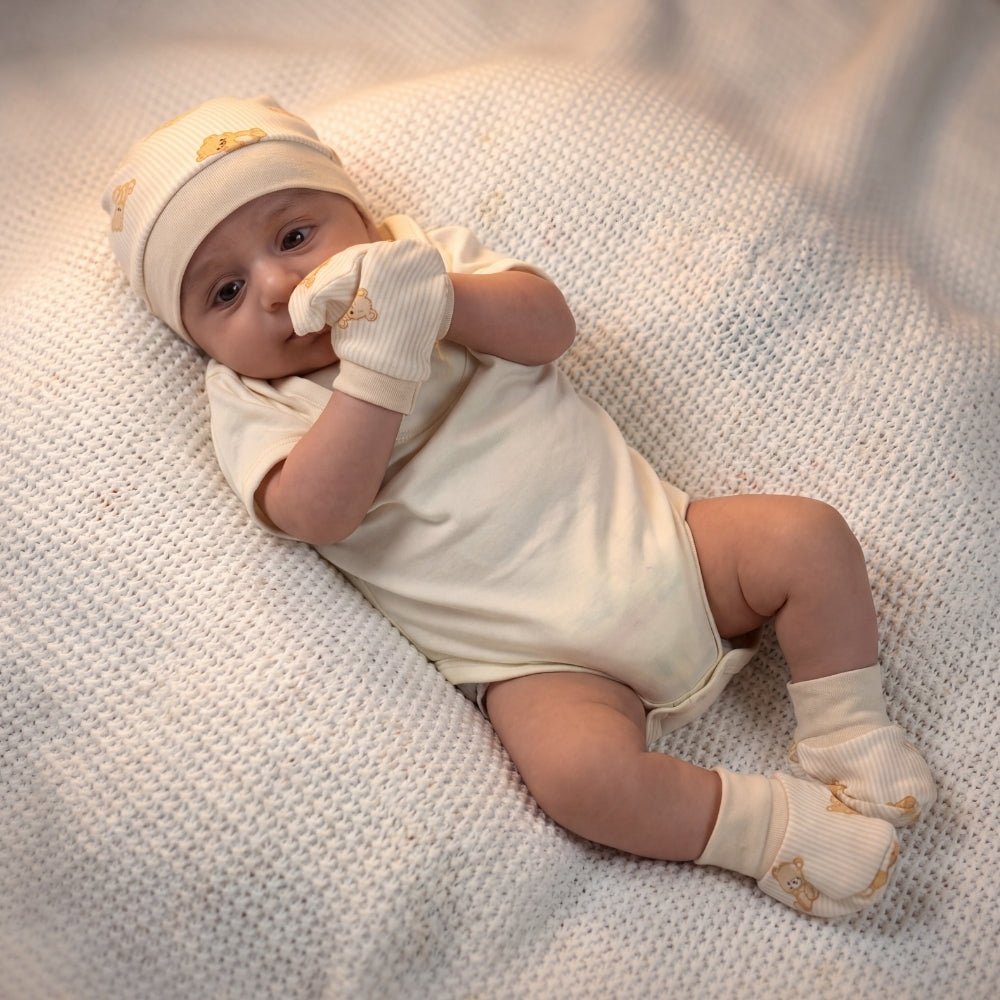 Teddykins Baby Cap, Mittens and Booties Set – 6 Pieces - Baby Essentials | haus & kinder