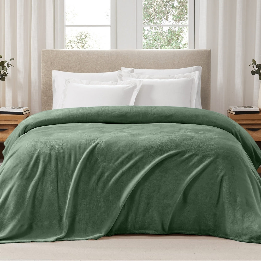 Soft Embrace Flannel Blanket, Olive