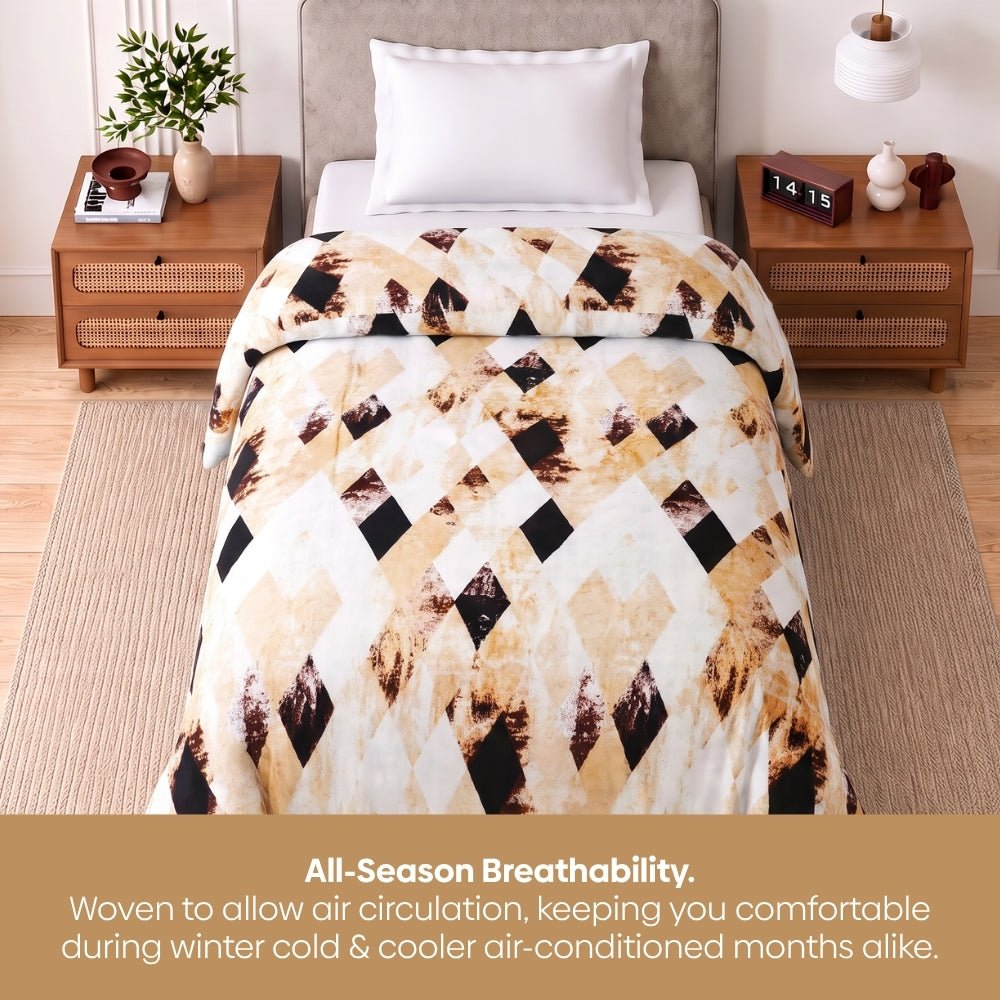 Champagne Mosaic, Cozy Winter Flannel Blanket - Flannel Blanket | haus & kinder