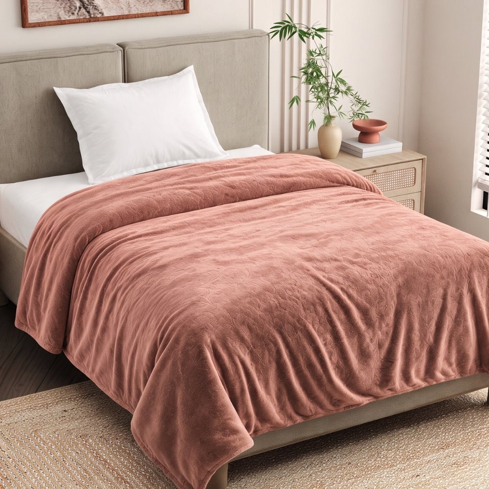 Soft Embrace Cozy Winter Flannel Blanket, Mocha - Flannel Blanket | haus & kinder