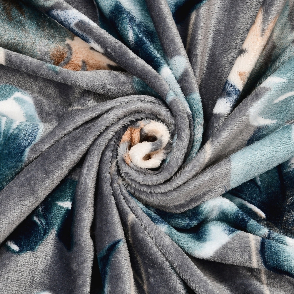 Soft Embrace Winter Bedsheet, Silver Meadow