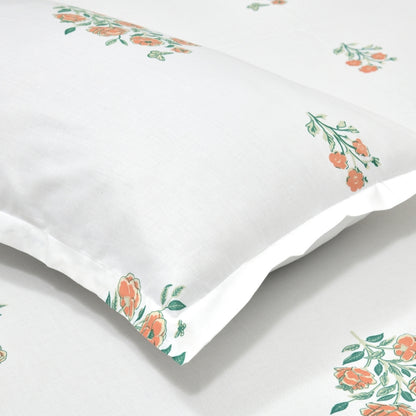Combed Cotton King Bedsheet Petals of Tradition, 186 TC
