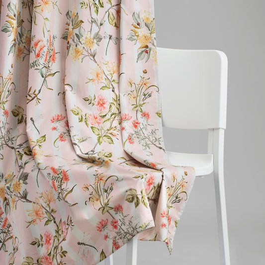 Polyester 3-Pass Blackout  Curtain Meadow Wispers, Multicolor