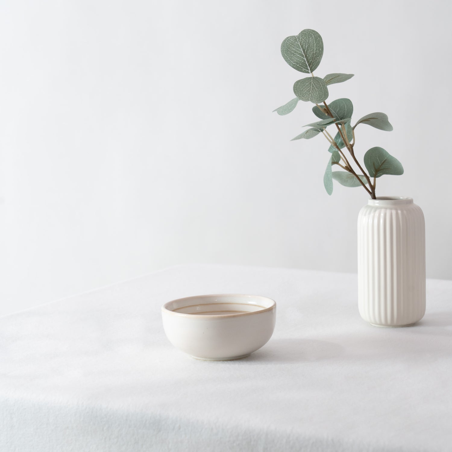 Vanilla Dust Serving bowl- Ivory
