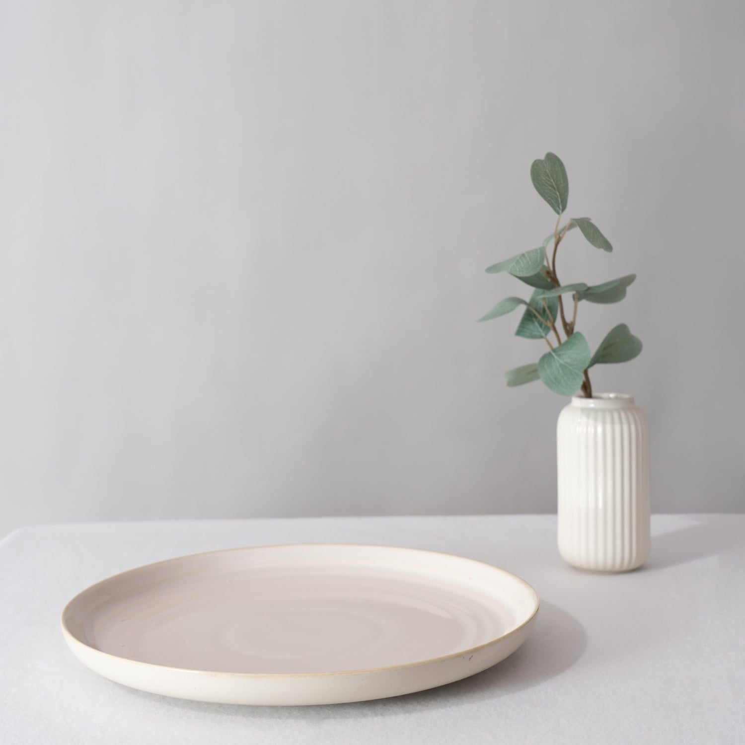 Vanilla Dust Dinner Plate- Ivory