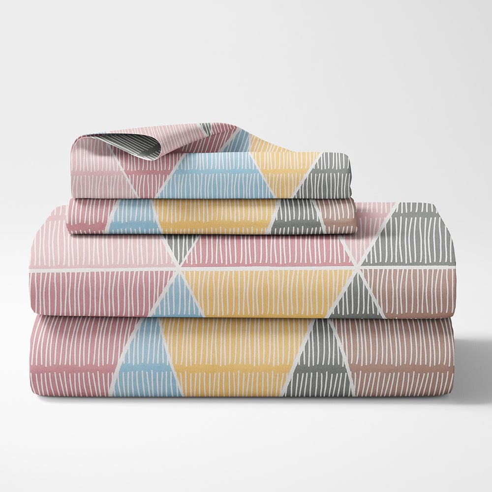 Pyramid Retreat 100% Cotton King Size Bedsheet, 144 TC