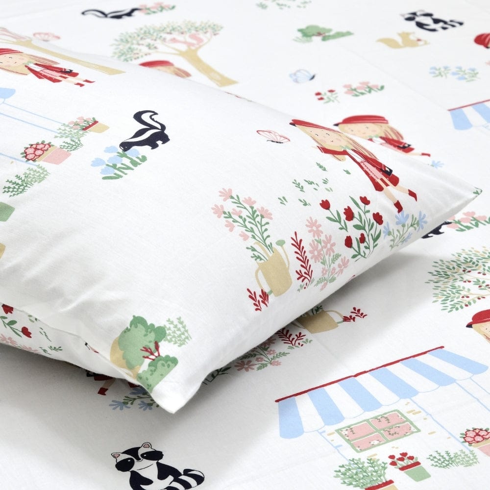 Percale 210 TC Single Flat Bedsheet- Scarlet on Adventure