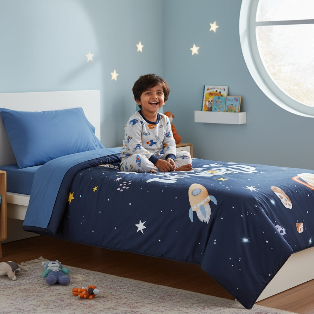 Spacewalk Kids Quilt, Navy